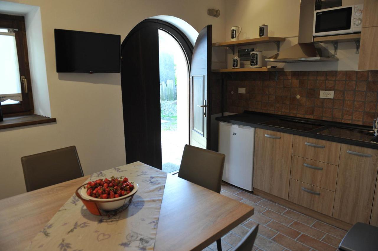 Apartmaji Kumar Smartno Extérieur photo
